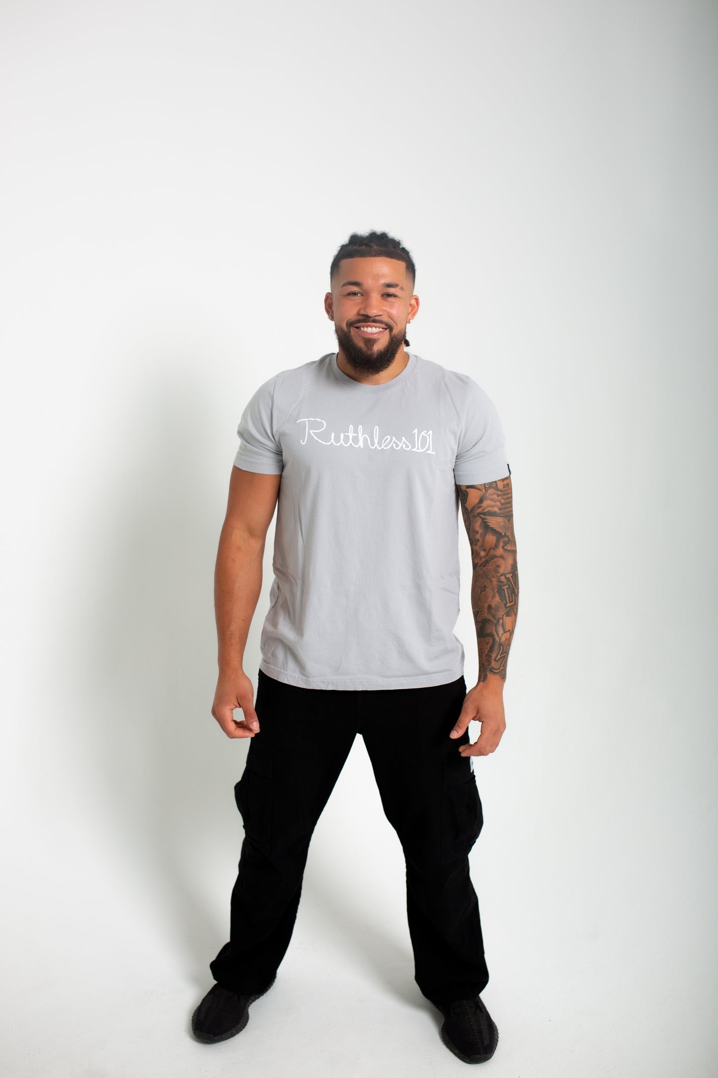 Men's Signature T-Shirt--Heather Grey